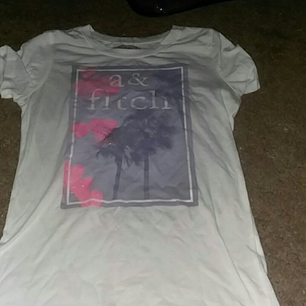 NWOT A&F kids  (girls) pretty t-shirt (